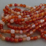 Karneol Perlen Strang 4 mm - facettiert – Bild 4