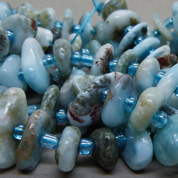 Larimar Perlen